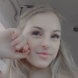 Meet your Posher, Sydnie